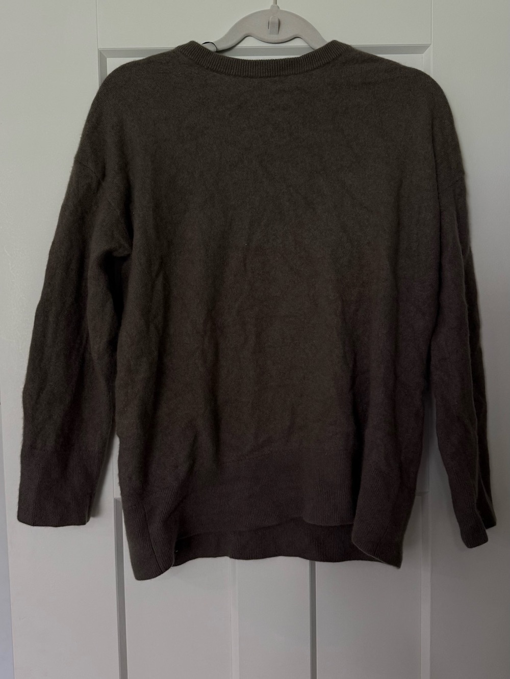 H&M Women's Olive Green Crewneck Sweater